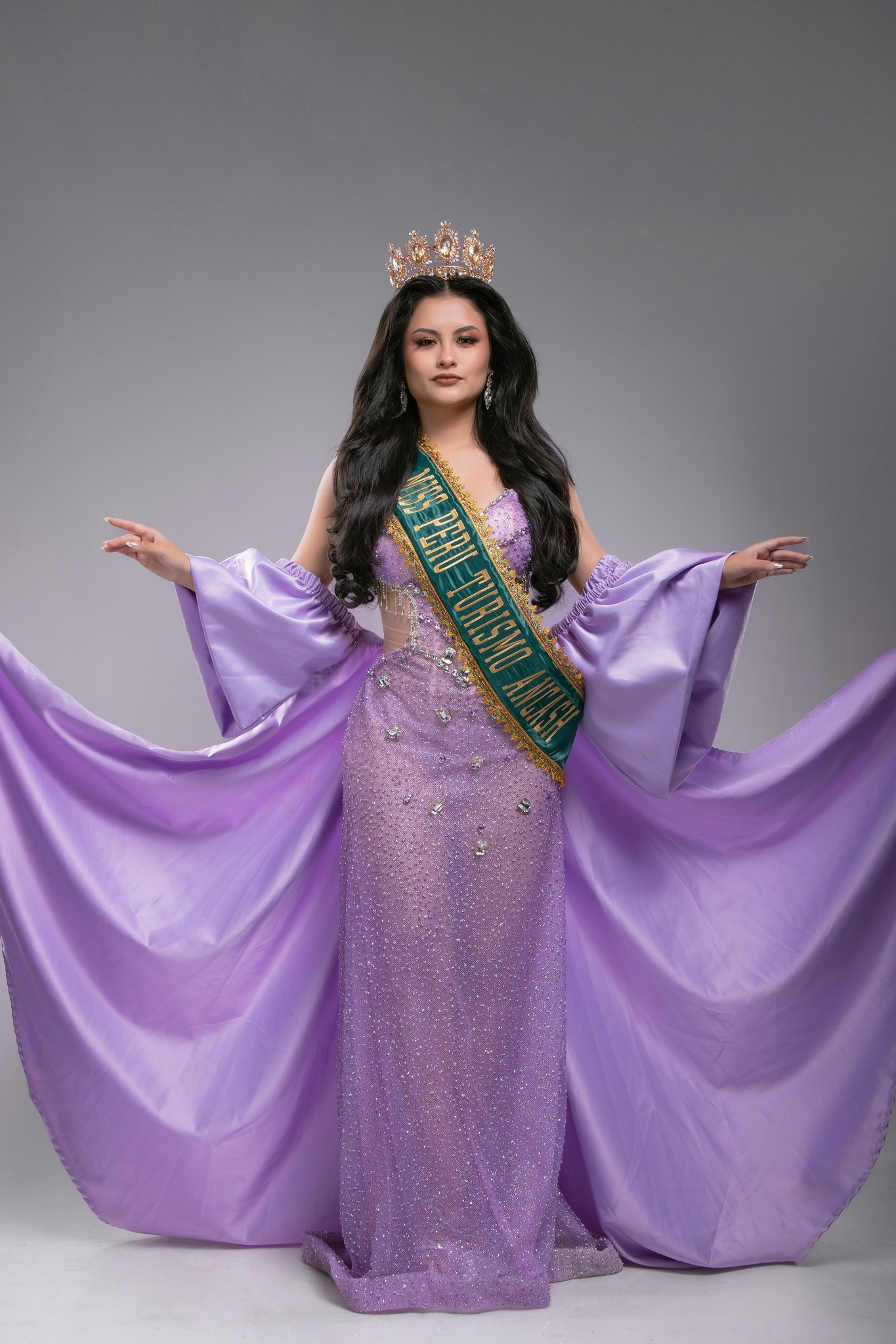 Emily Ángeles - Miss Peru Turismo Petite Ancash 2024